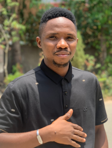 WeCreativez WhatsApp Support